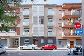Apartament  C/ narcís blanch. Solvia inmobiliaria  apartamento girona