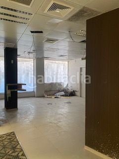 Foto 76e6f864-c90d-454a-b89e-3dbbf431bc9b. Lloguer local comercial a Centro Ceuta