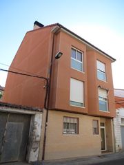 Pis  Av stadium. Solvia inmobiliaria  piso maría de huerva