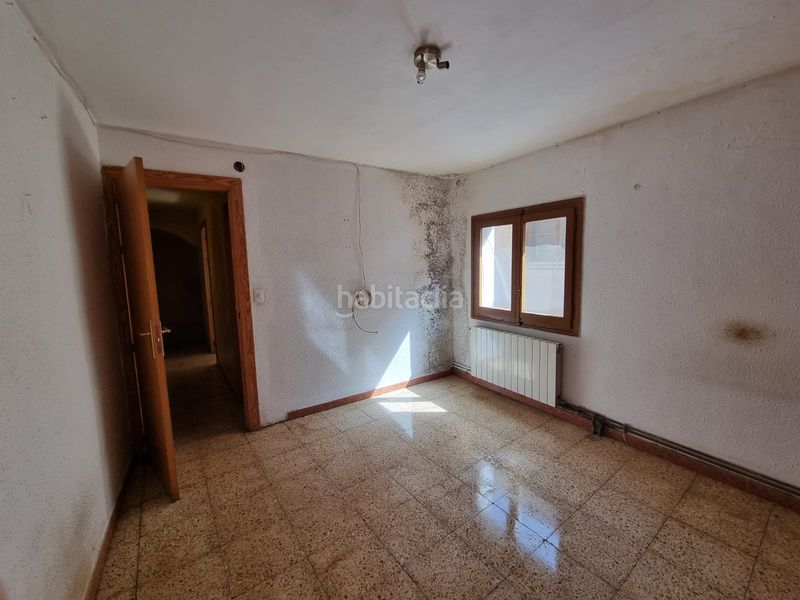 Foto 4b295be8-d1ac-46f6-9fe2-7c4f6213e8fc. Xalet a Espluga de Francolí (L´)