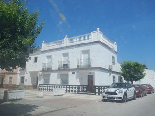 Xalet  C/ orquesta. Solvia inmobiliaria  casa palacios y villafranca los
