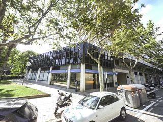 Local Comercial a C/ Entença