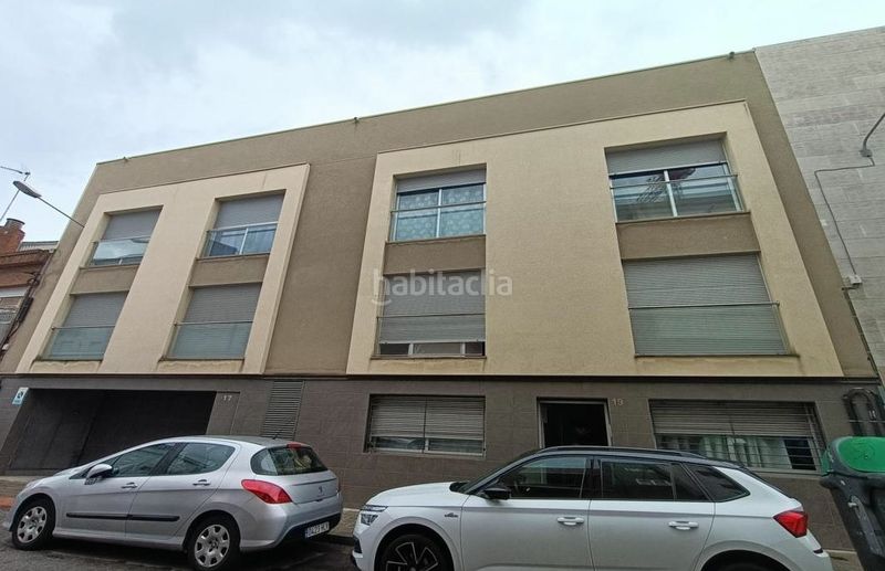 Foto d3d706bb-057c-46cc-a46e-8ecc5e6f17c3. Pis amb aparcament a Hostafrancs Sabadell