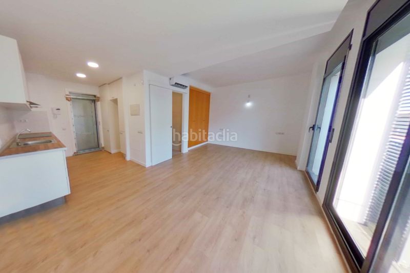 Foto 0541060d-d78e-4851-afd7-c7b7b301f4fa. Estudi amb aparcament a Segle XX Terrassa