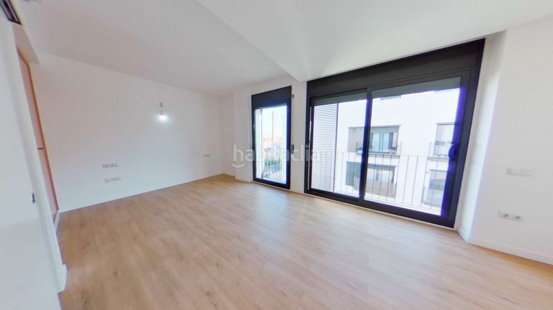 Foto fbeb202b-218b-4aba-82b5-66d256c5cd77. Estudi amb aparcament a Segle XX Terrassa