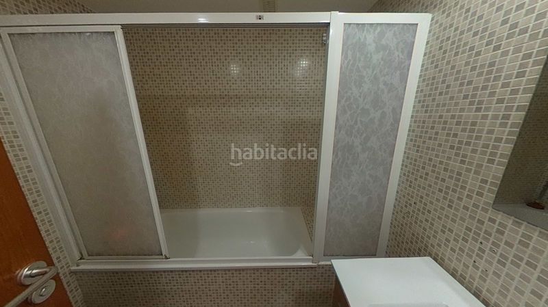 Foto b41c7323-98c4-4514-bd04-4faac187a9f6. Dúplex amb aparcament piscina a Torre - Sana Terrassa