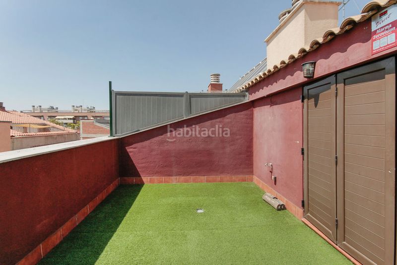 Foto c8a3da63-6f3c-4d06-9c2e-016ebeed5d60. Dúplex amb aparcament piscina a Torre - Sana Terrassa