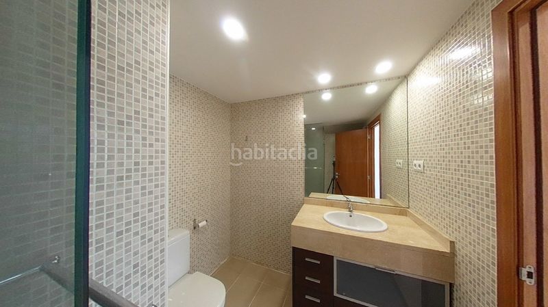 Foto fa8a41e1-f3ac-4b75-a141-47e31d57ea6b. Dúplex amb aparcament piscina a Torre - Sana Terrassa