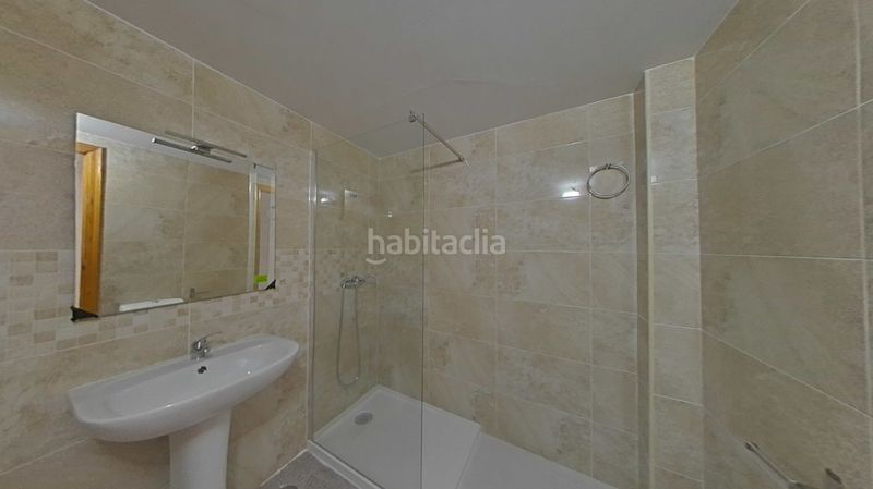 Foto adb9f2a7-61a2-49c4-ad79-947a36d1af4a. Pis a Pueblo Calp