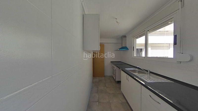 Foto 0e5f5bf4-63f5-4456-a3ae-3dc8e5240e03. Apartament a Malva Rosa Valencia