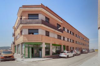 Pis  C/ ametller. Solvia inmobiliaria  piso òdena