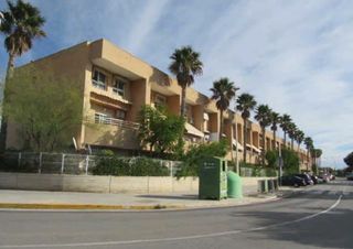 Flat  C/ trasmallo. Solvia inmobiliaria  piso santa pola
