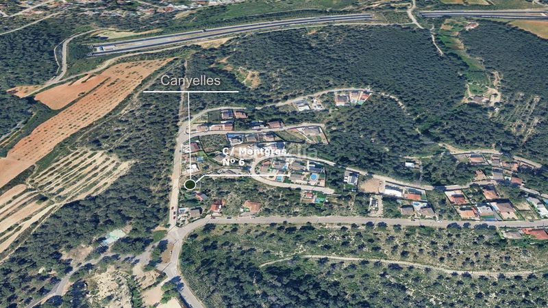 Foto 3d2b3504-ac10-4f99-99f2-5b7f452a99bc. Finca rústica a Canyelles