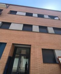 Etagenwohnung  C/ ametller. Solvia inmobiliaria  piso òdena