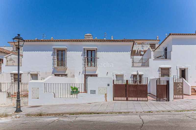 Foto a0e98539-5a33-424c-90bc-521c85ccebb4. Casa aparellada a Aracena
