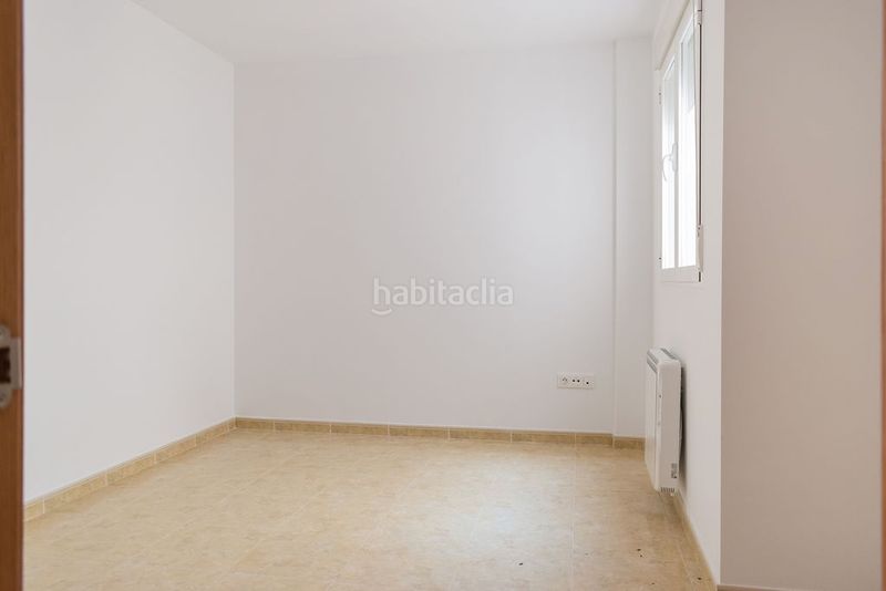 Foto 1655f5a5-d4d2-4670-a2e9-d255d8aa90e7. Pis amb aparcament a San Clemente