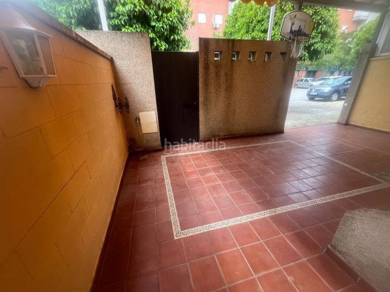 Foto c76f4e9e-ecee-433d-acb2-b9299207f467. Xalet a Palmete Sevilla