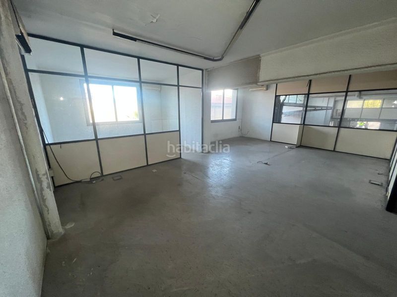 Foto a5219b9c-c130-4842-b36c-95c58183d054. Rent business premise in Papiol (El)