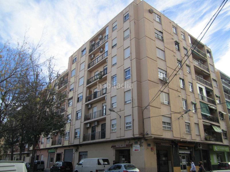 Foto 1f54e76d-5dc0-4f45-b3fe-4fadc15c8766. Pis a Torrefiel Valencia