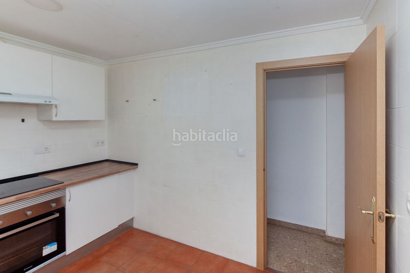 Foto 59d36980-41db-45b8-a722-7207925d05be. Pis a Torrefiel Valencia