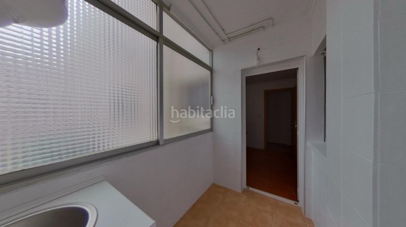 Foto 6e0fbd25-ac06-48d3-9434-44959b9964db. Pis a Torrefiel Valencia