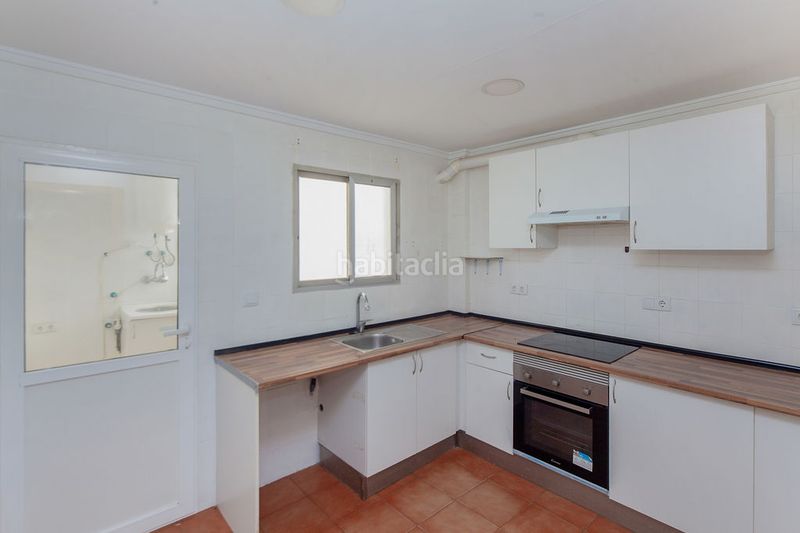 Foto 7ac425eb-975f-4707-be75-9a7e1c7825c8. Pis a Torrefiel Valencia
