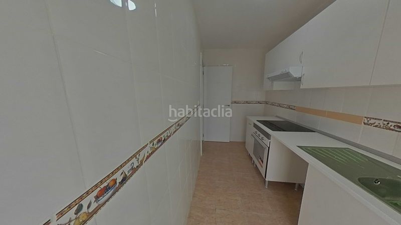 Foto 0f8c99fc-5b39-4f42-85ca-71864f6e95d2. Pis a Zofío Madrid