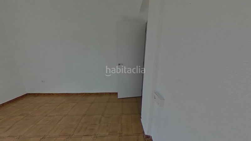 Foto c6d7fb98-acd9-4cdf-bcb9-26ff686c9147. Pis a Centro Xirivella