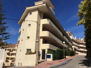 Pis  C/ castaños. Solvia inmobiliaria  piso fuengirola