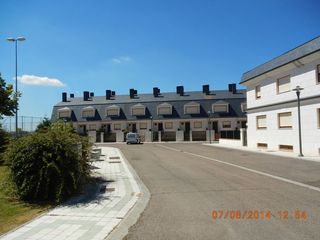 Gebäude  Pz/ dorotea santos. Solvia inmobiliaria  en construccion palencia