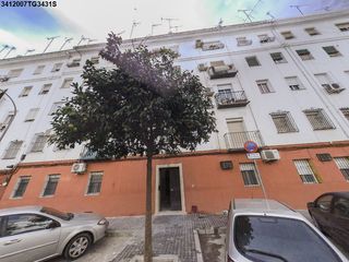 Pis  C/ martinez de irala. Solvia inmobiliaria  piso sevilla