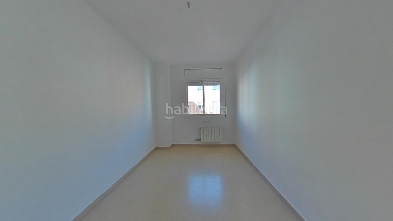 Foto 0ccfff56-0f6d-46b6-a01f-1dc1c2e65d0a. Pis amb aparcament a Mestral Reus
