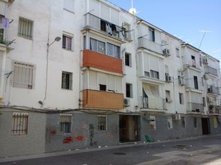Pis  C/ uruguay. Solvia inmobiliaria  piso san juan de aznalfarache