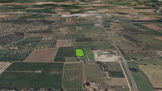 Landgut  Pt. cementeri. santa bárbara. Solvia inmobiliaria  suelo rústico con edificio santa bàrbara