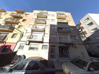 Flat  C/ ivars d´urgell. Solvia inmobiliaria  piso sabadell