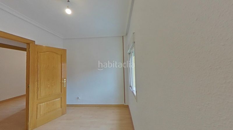 Foto b148144e-3eb2-410e-ab5d-c41b00b2e418. Pis a Zona Centro Joven Alcorcón