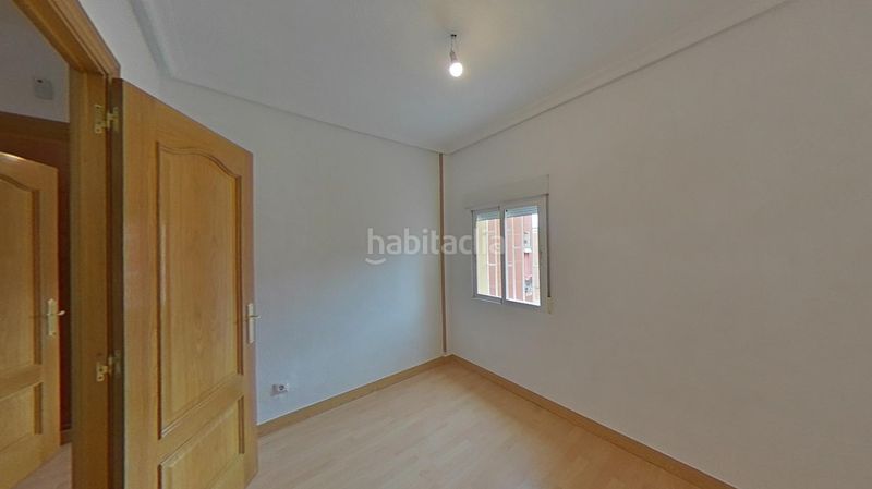 Foto e91fc231-d485-42d6-8d96-ab0d7b02b5ec. Pis a Zona Centro Joven Alcorcón