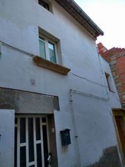 Chalet  C/ ballesters. Solvia inmobiliaria  casa tàrrega