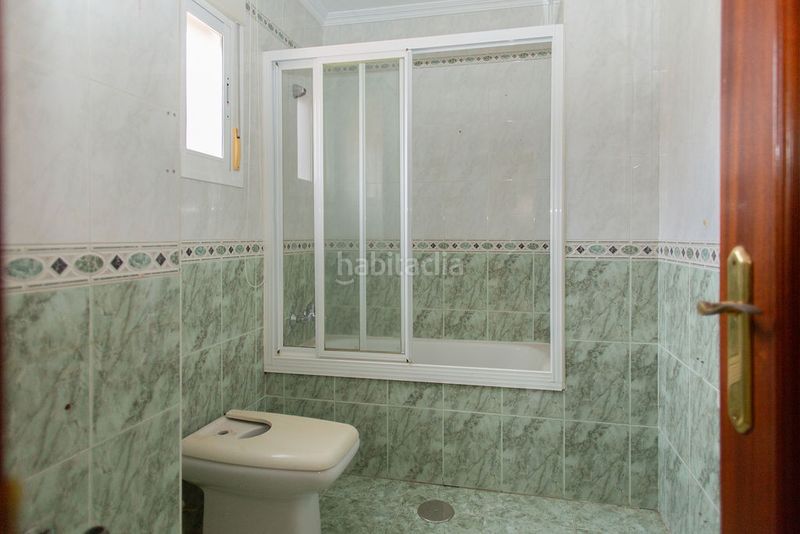 Foto 94b6fe7c-9785-48da-97c3-272e99496104. Pis amb piscina a Linarejos Linares