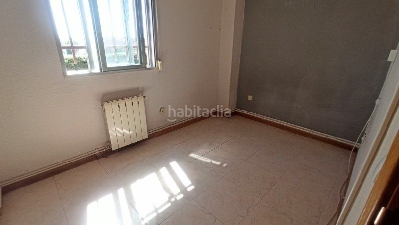 Foto c759daca-e620-44ce-85d3-ff180bfa3fff. Pis a La Serna Fuenlabrada