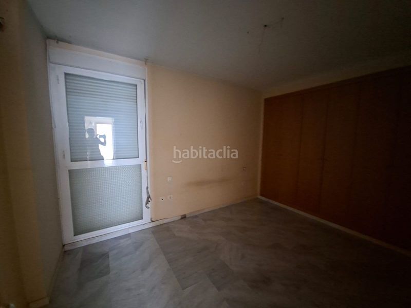 Foto 4b2dea98-1948-4737-8bdf-ee2d9c14ce40. Casa aparellada a Avenida Juan Diego Bormujos