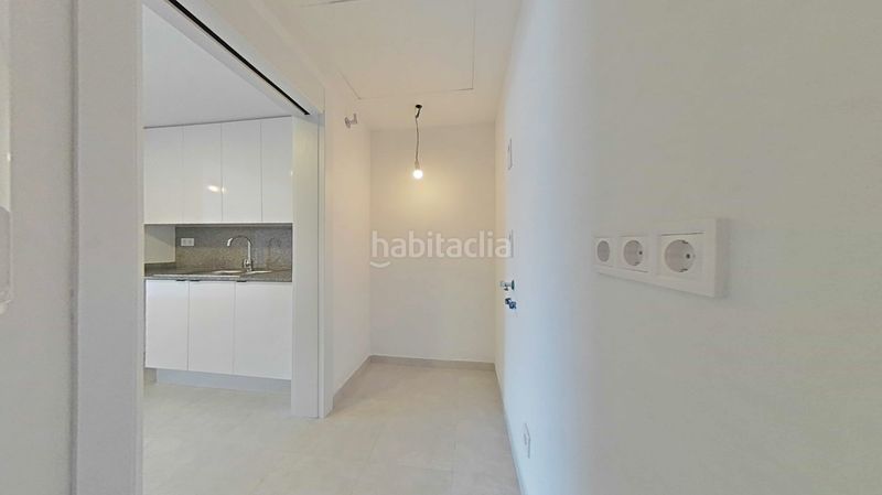 Foto c7e23f9e-efba-496e-886a-67c8442354a0. Pis amb aparcament a El Remei Badalona