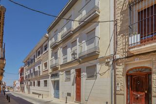 Édifice  C/ zambrana. Solvia inmobiliaria  edificio linares