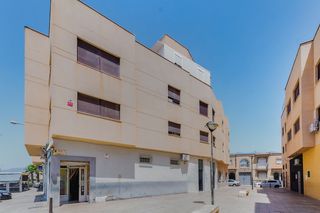 Flat  C/ camelia. Solvia inmobiliaria  piso ejido el