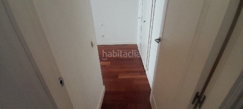 Foto 51fb07f5-fdf5-4288-bb4a-ae8d5fcfd304. Pis a Encarnación - Regina Sevilla