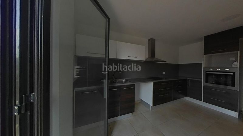 Foto 5a1e5686-b00d-47d3-a17e-689b9424e8bb. Dúplex amb aparcament a Tordera Tordera
