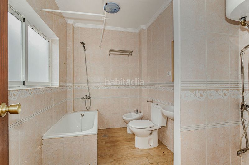 Foto 5e9257aa-d1ce-482b-b151-b2ac82914535. Planta baixa a Barrio del Nervión Sevilla