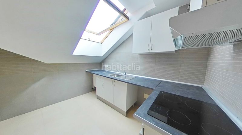 Foto 105f8fee-4c13-40a4-a82f-64ccc0337670. Àtic amb aparcament a Centro Aranjuez