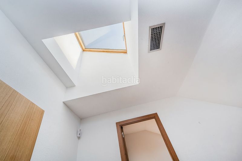 Foto 701d5f2c-014d-4791-8696-aed950aa9054. Àtic amb aparcament a Centro Aranjuez