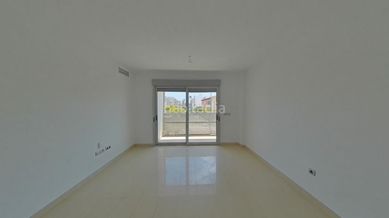 Foto 6f6ffc56-e118-4dbd-b0f9-ad7a14577240. Pis amb aparcament a El Secanet-Hacienda del Sol Vila Joiosa (la)